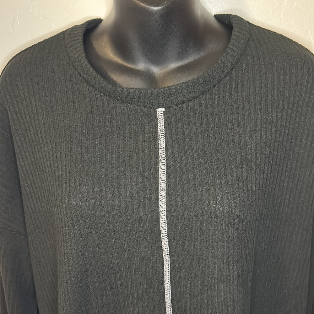 NIP Blumin black long sleeve ribbed top with white stitching M - Picture 6 of 10